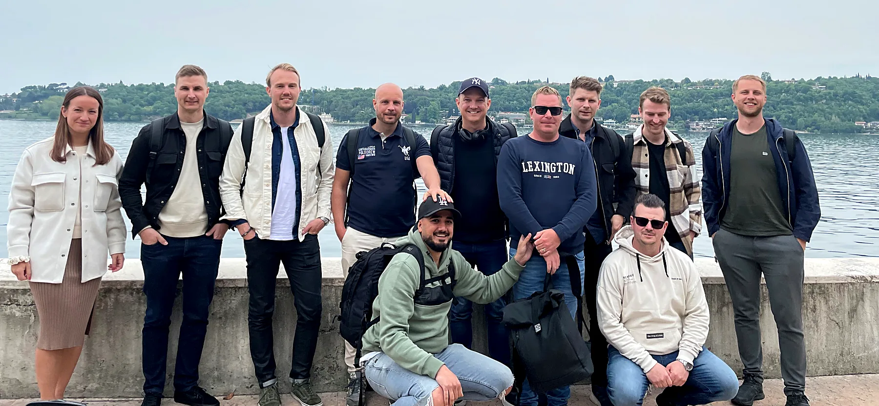 Teamet på DC Wäst tillsammans på resa
